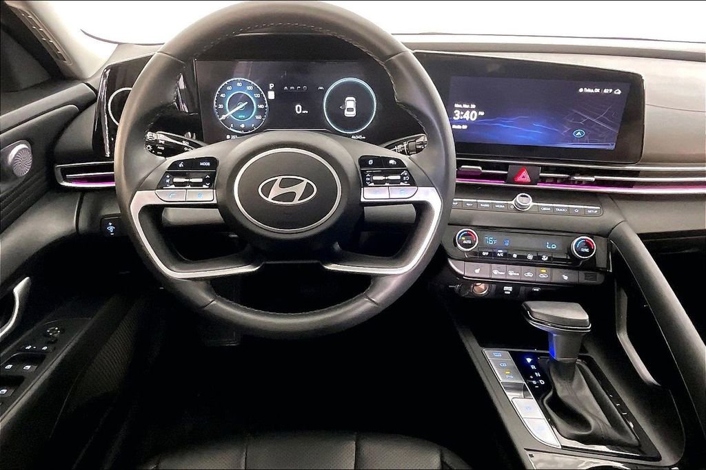 Used 2024 Hyundai Elantra Limited image 7
