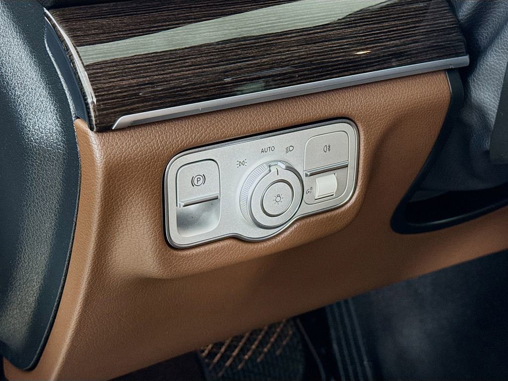 Used 2024 Mercedes-Benz GLE 350 4MATIC image 10