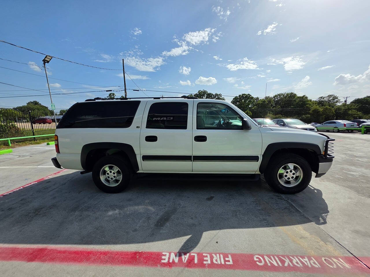 Used 2002 Chevrolet Suburban LS RWD image 16
