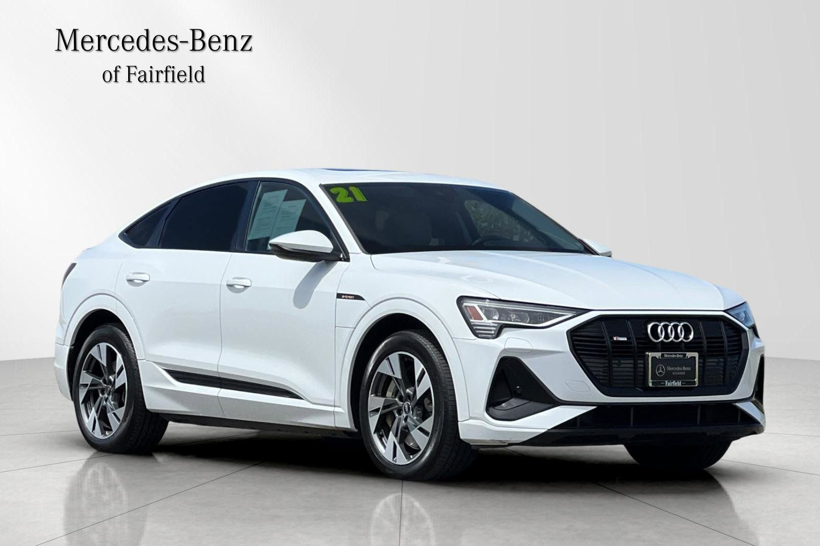 Used 2021 Audi e-tron Premium w/ Towing Package AWD/4WD image 9