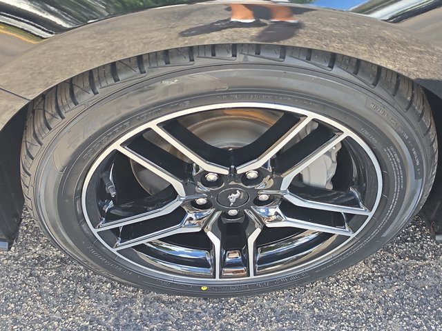 Used 2022 Ford Mustang GT Premium RWD image 11