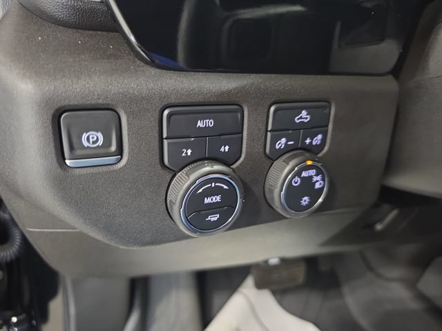 Used 2025 Chevrolet Silverado 1500 LT w/ Protection Package AWD/4WD image 19