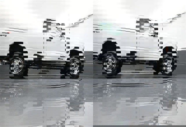 New 2026 Ford F250 XL image 31