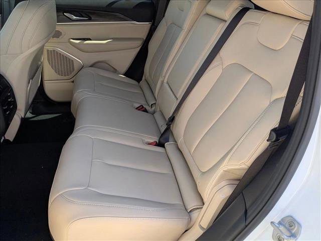 New 2026 Jeep Grand Cherokee Limited RWD image 16
