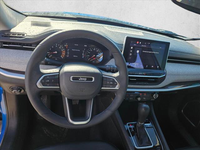 Used 2022 Jeep Compass Latitude image 15