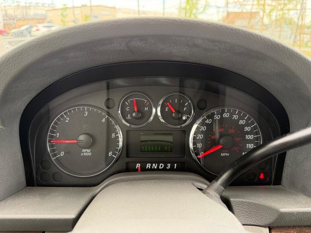 Used 2004 Ford Freestar SEL FWD image 23