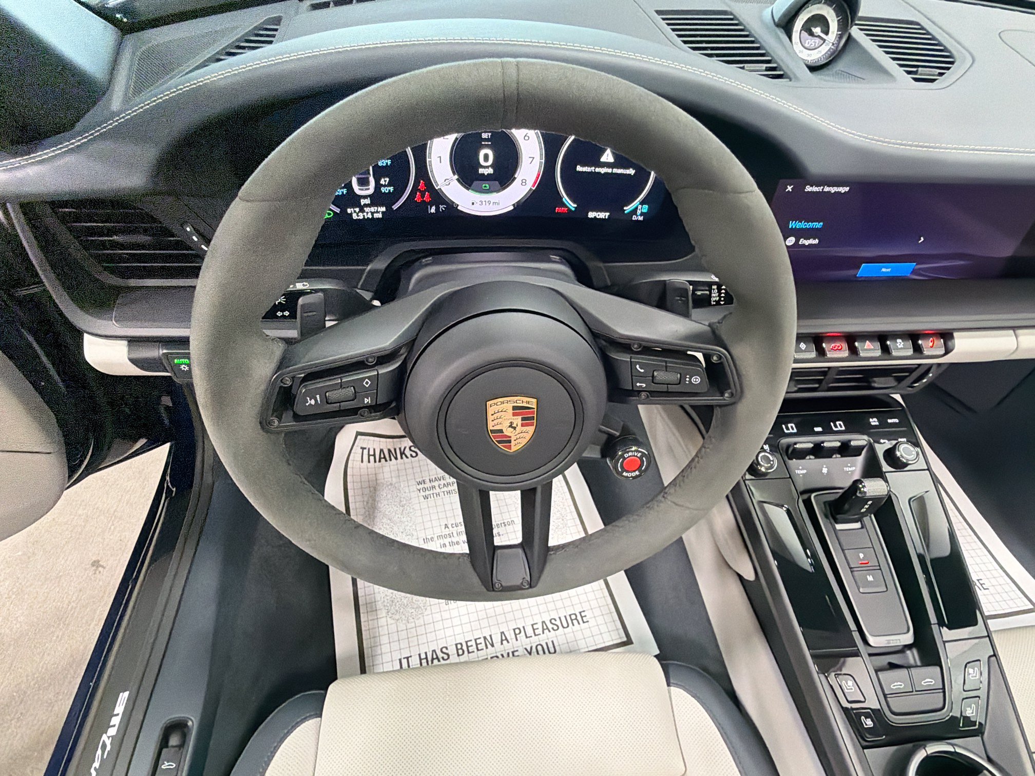 Certified 2026 Porsche 911 Targa 4 GTS AWD/4WD image 37