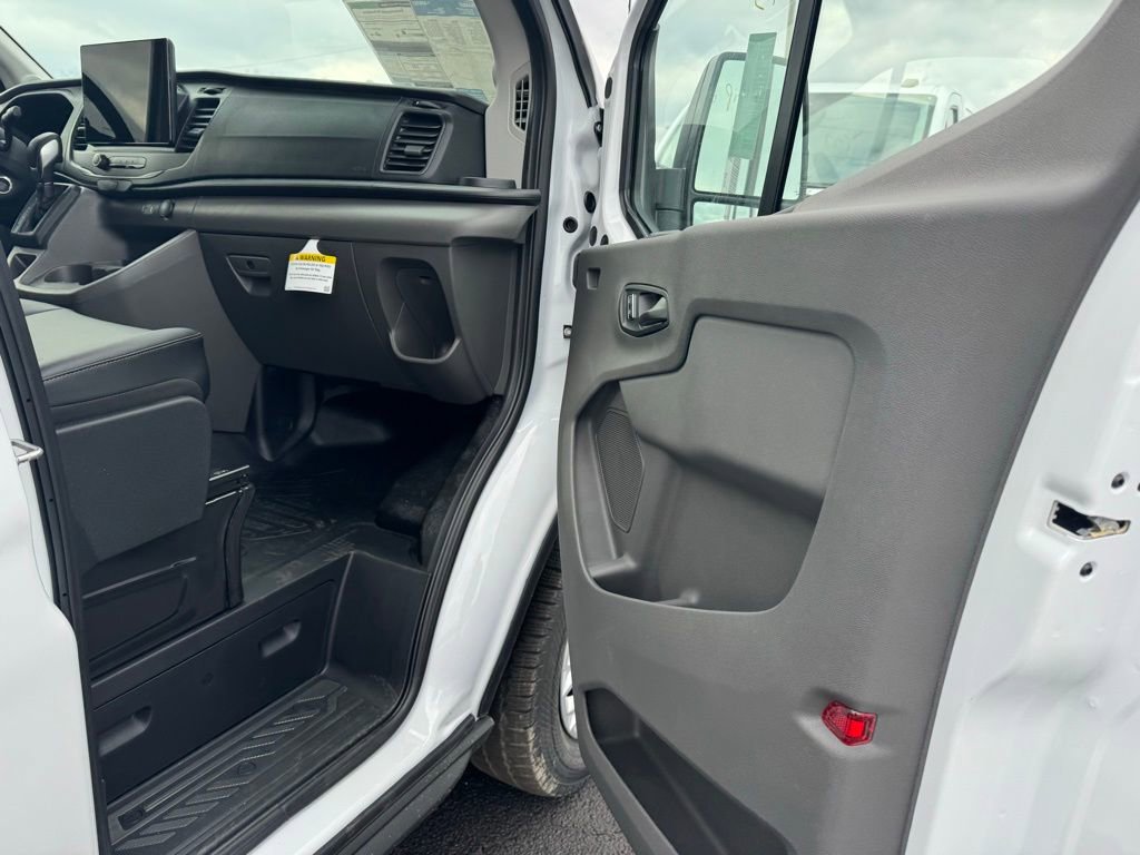 New 2026 Ford Transit 250 148 Medium Roof image 10