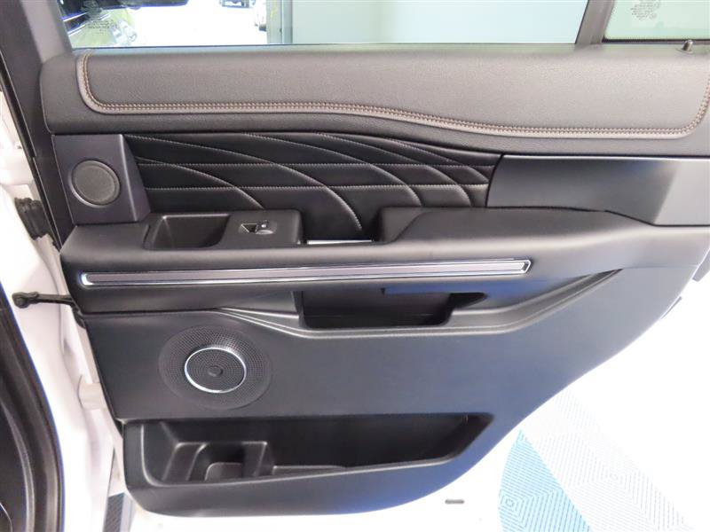 Used 2019 Ford Expedition Platinum AWD/4WD image 38