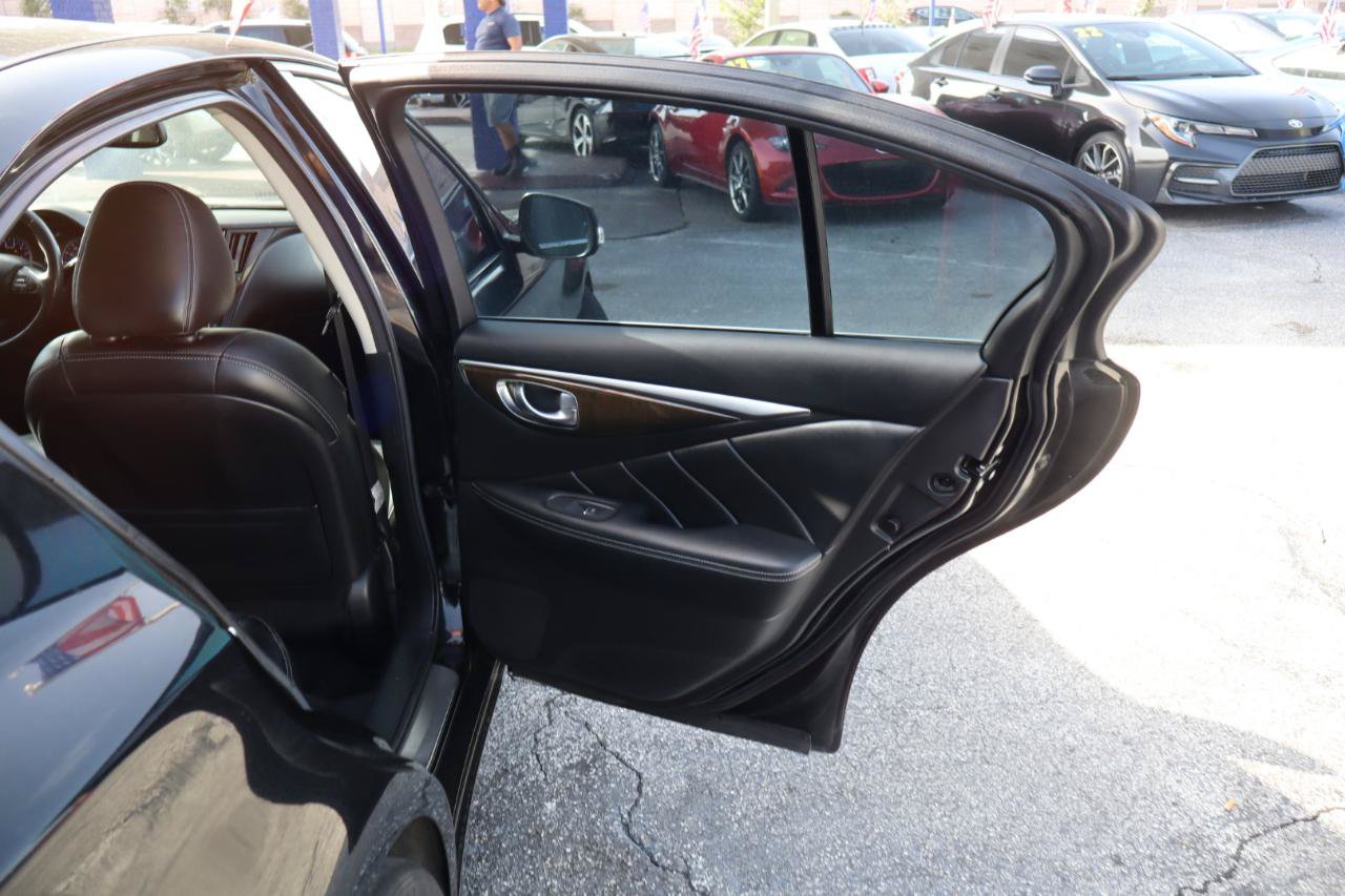 Used 2016 INFINITI Q50 Sport RWD image 19