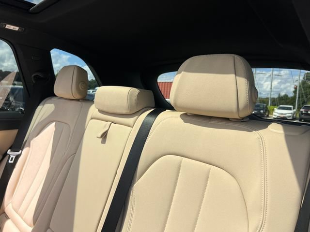 Used 2021 BMW X5 sDrive40i w/ Premium Package RWD image 19