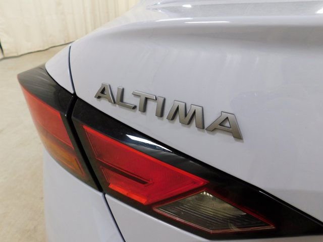Used 2024 Nissan Altima 2.5 SR image 13