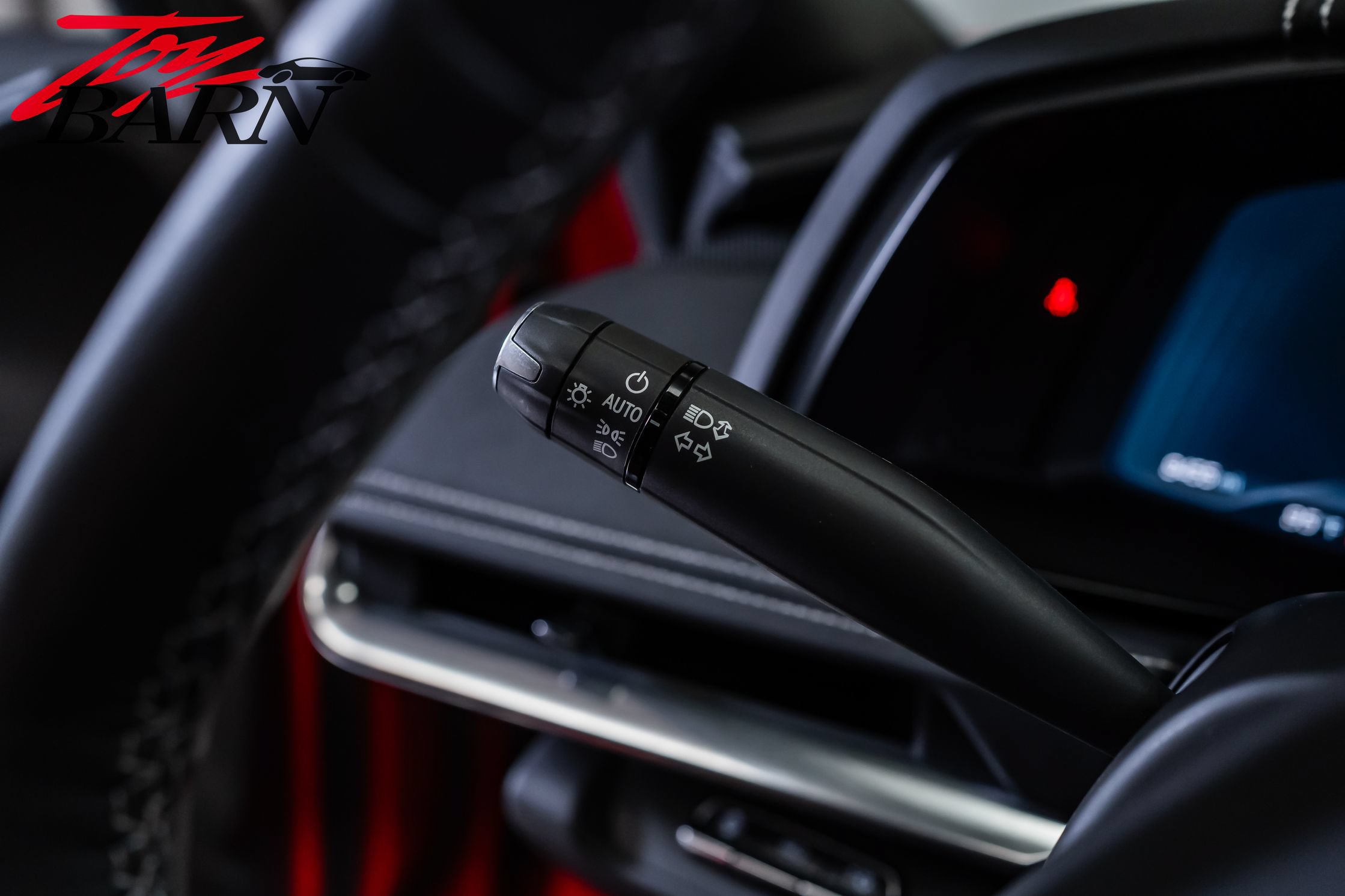 Used 2020 Chevrolet Corvette Stingray Preferred Cpe w/ 2LT Preferred Equipment Group RWD image 39