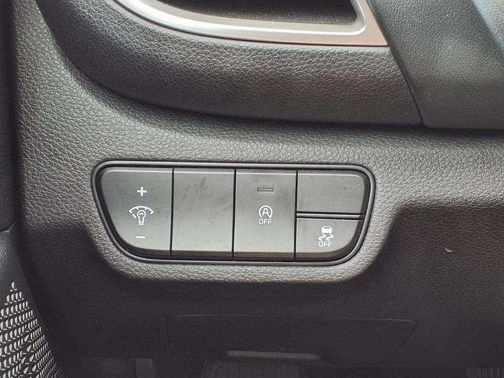 Used 2024 Kia Seltos EX FWD image 23