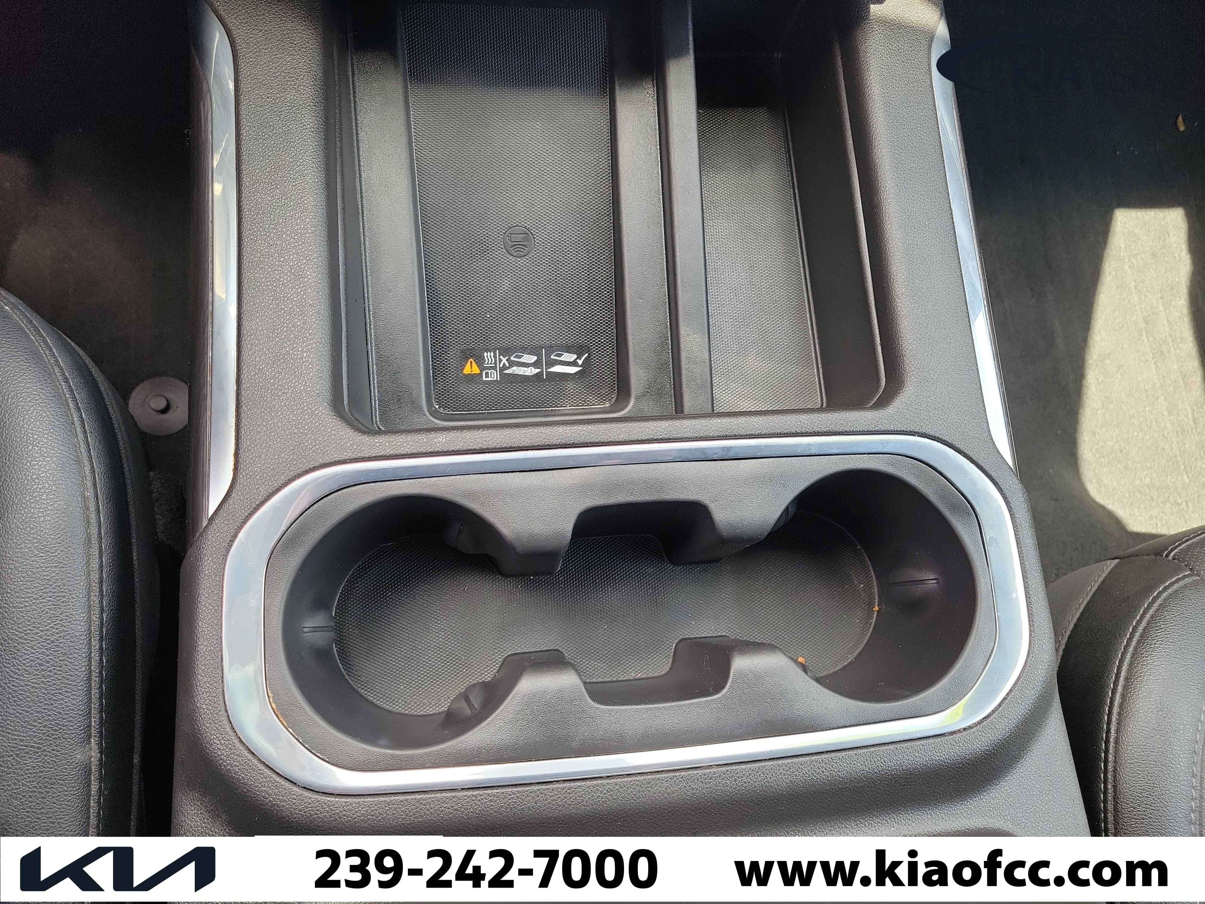 Used 2022 Chevrolet Silverado 1500 LTZ w/ LTZ Premium Package AWD/4WD image 26