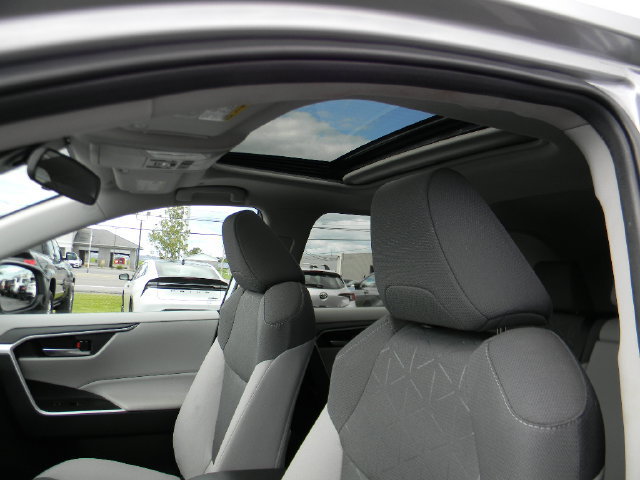 Certified 2024 Toyota RAV4 XLE w/ Convenience Package AWD/4WD image 20