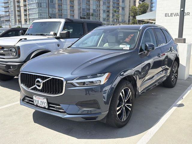 Used 2020 Volvo XC60 T5 Momentum w/ Protection Package Premier AWD/4WD image 13