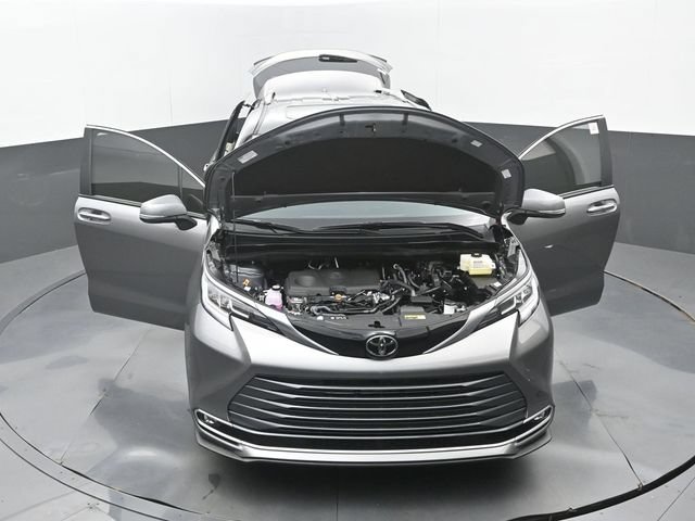 New 2026 Toyota Sienna Limited FWD image 34