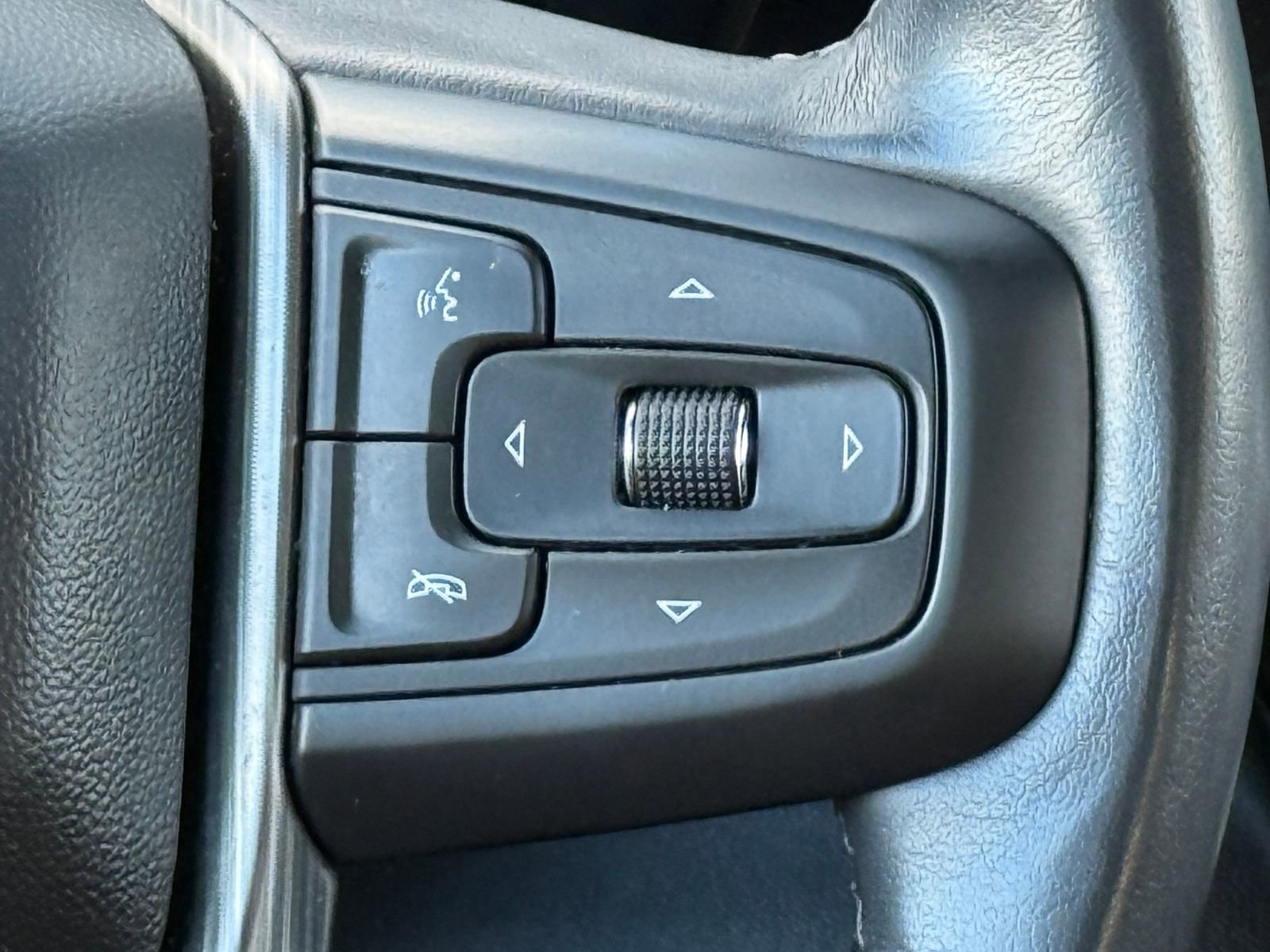 Used 2024 GMC Sierra 2500 Denali Ultimate w/ Max Trailering Package image 29