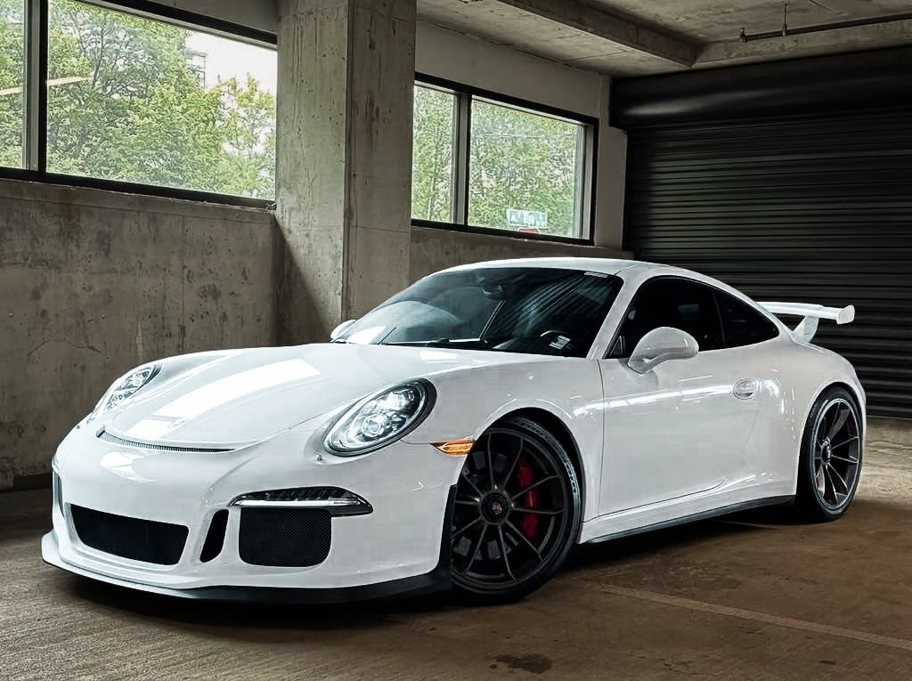 Used 2015 Porsche 911 GT3 RWD image 1