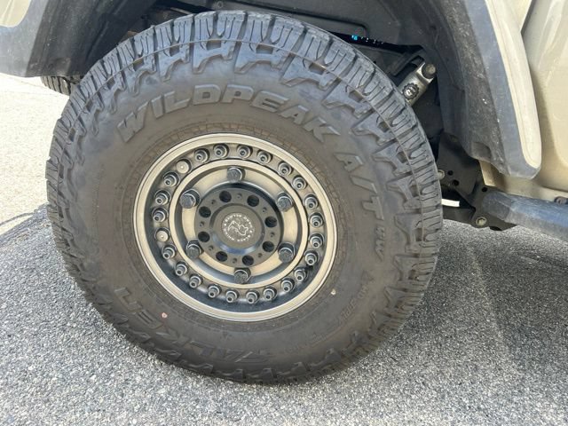 Used 2020 Jeep Gladiator Rubicon AWD/4WD image 10