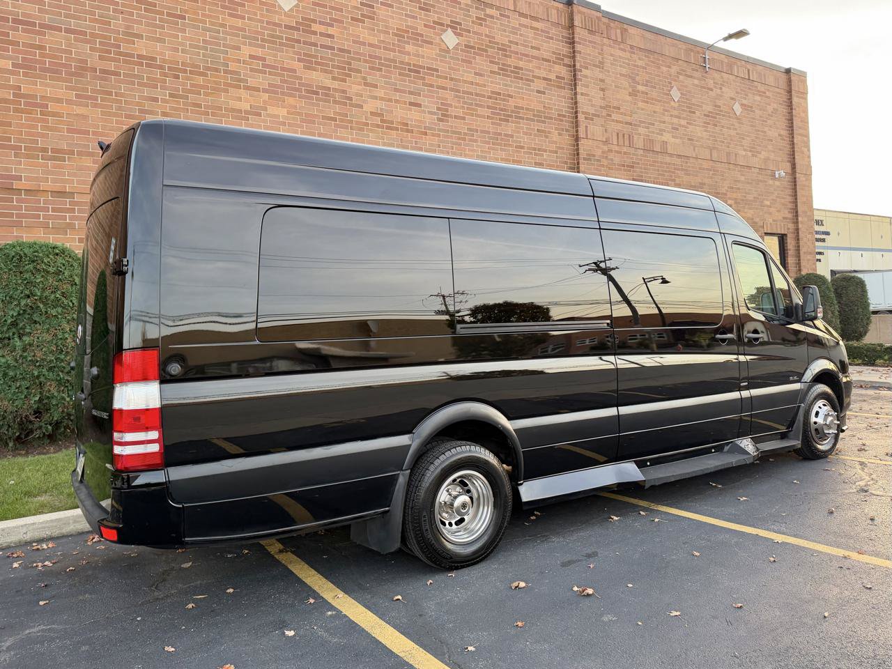 Used 2016 Mercedes-Benz Sprinter 3500 image 27