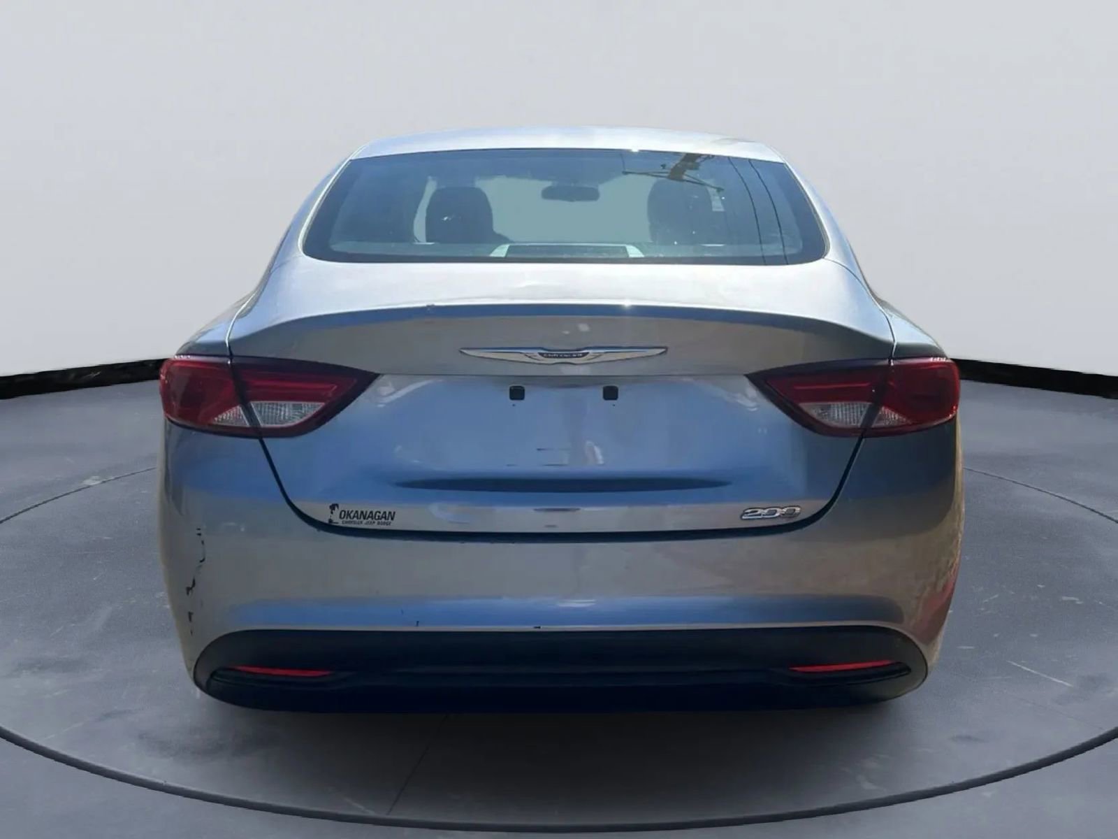 Used 2015 Chrysler 200 LX image 4
