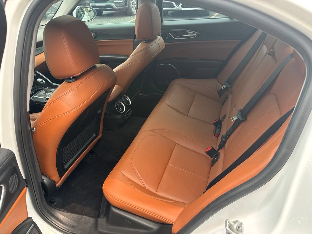 Used 2019 Alfa Romeo Giulia AWD image 51
