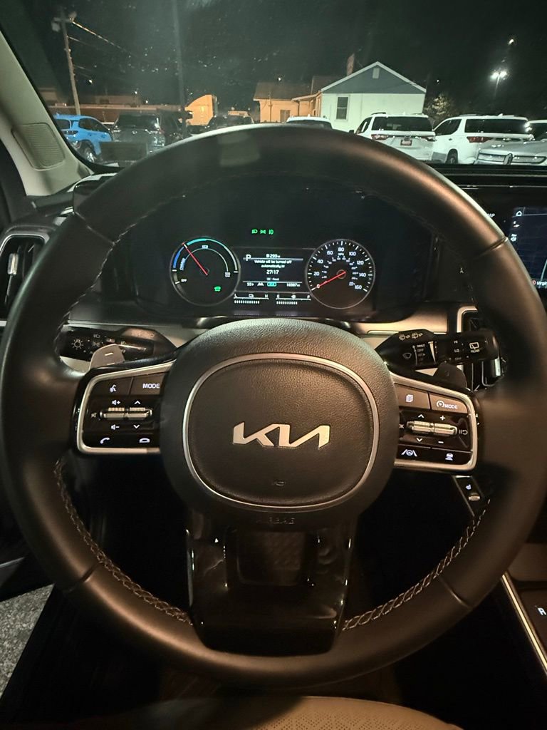 Certified 2024 Kia Sorento EX image 13