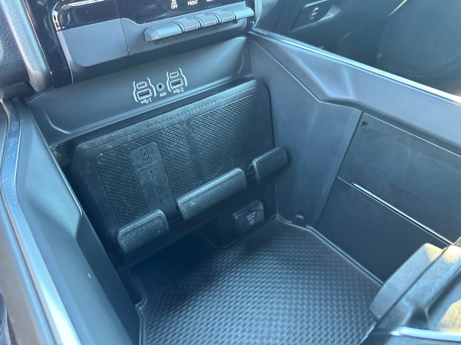 Certified 2025 RAM 1500 Big Horn image 28