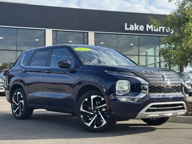 Used 2024 Mitsubishi Outlander SE