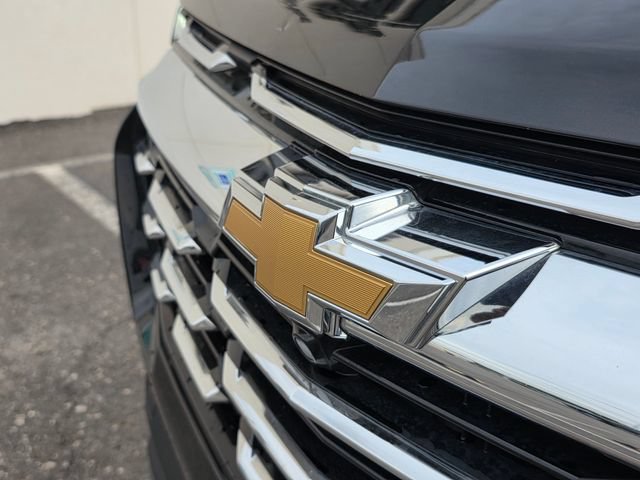 Used 2025 Chevrolet Equinox LT AWD/4WD image 11