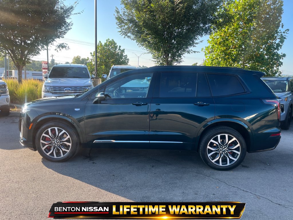 Used 2024 Cadillac XT6 Sport w/ Technology Package AWD/4WD image 7