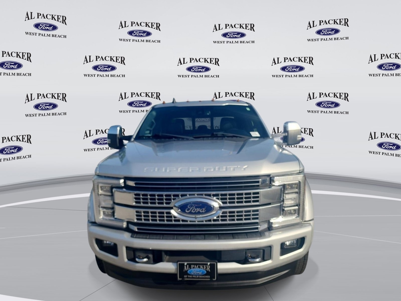 Certified 2019 Ford F450 Platinum w/ Platinum Ultimate Package AWD/4WD image 9