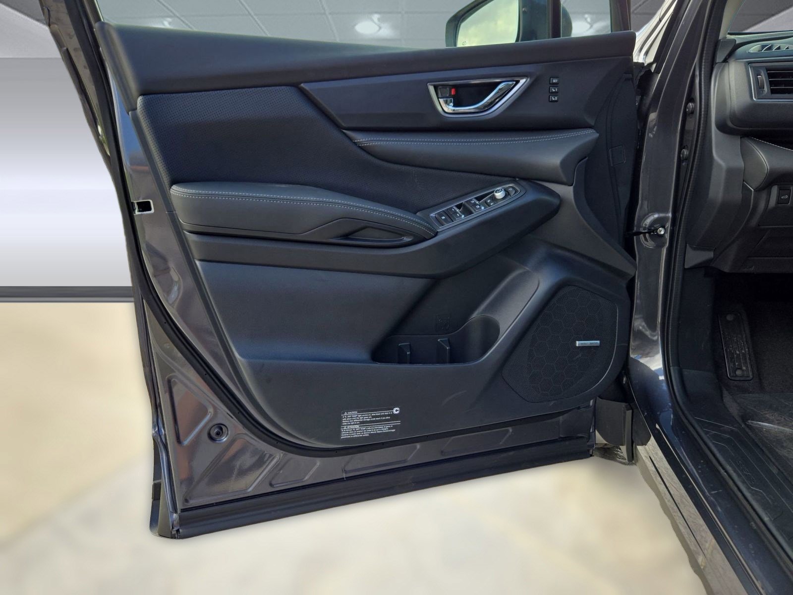 New 2025 Subaru Ascent Limited image 18