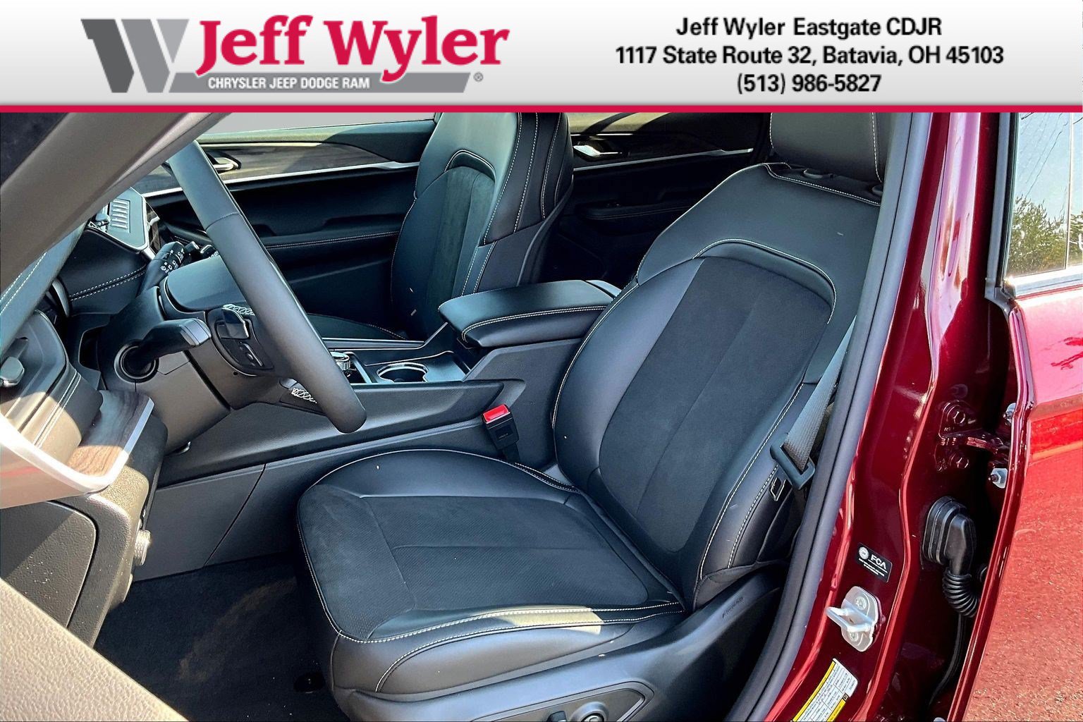 New 2026 Jeep Grand Cherokee Altitude AWD/4WD image 16