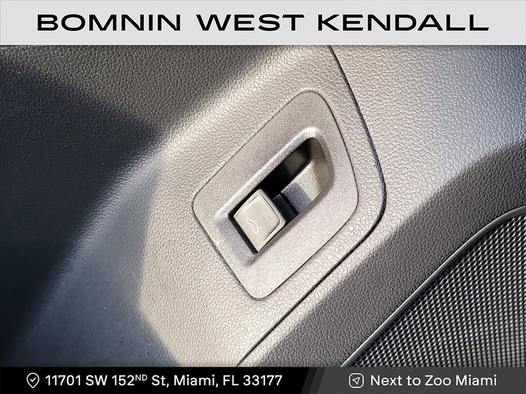 Used 2022 Volkswagen Atlas SEL image 32