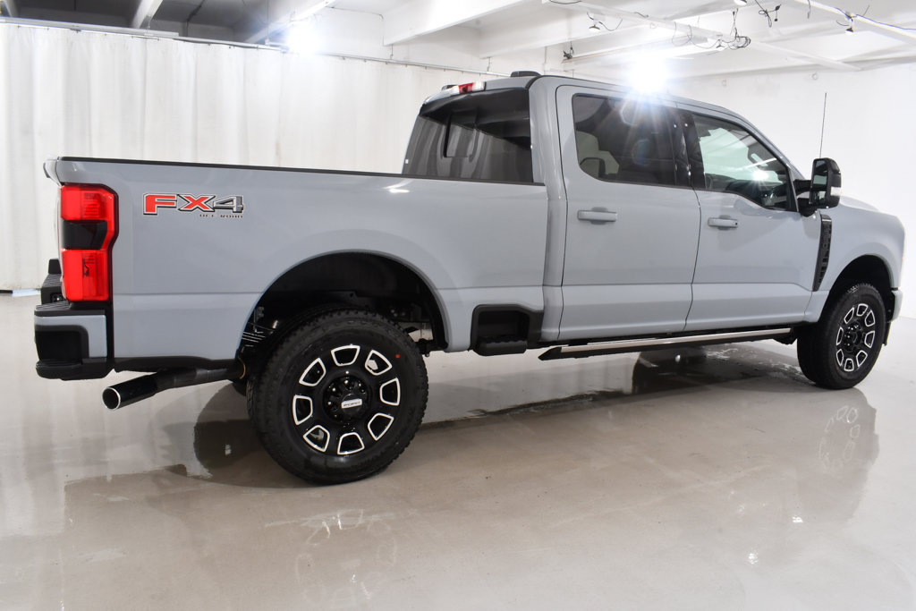 New 2026 Ford F350 Platinum w/ FX4 Off-Road Package AWD/4WD image 11