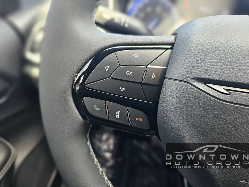 New 2027 Chrysler Pacifica Limited AWD/4WD image 17