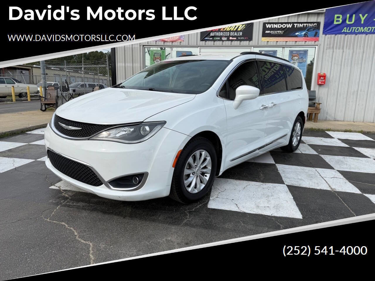 Used 2017 Chrysler Pacifica Touring-L