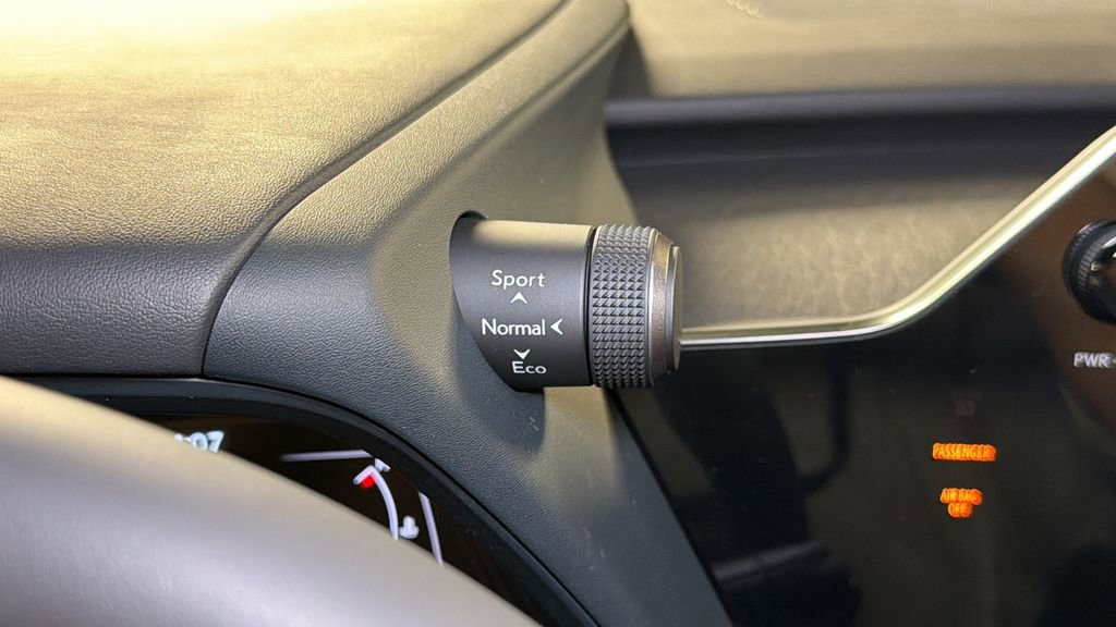 Certified 2023 Lexus UX 250h F Sport w/ Accessory Package (Z2) AWD/4WD image 30