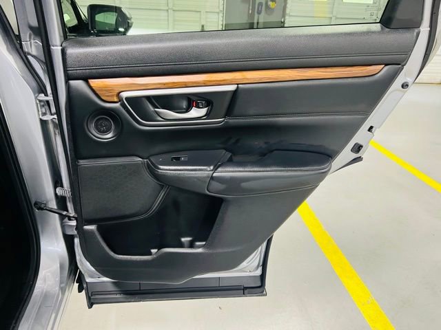 Used 2022 Honda CR-V Touring image 34