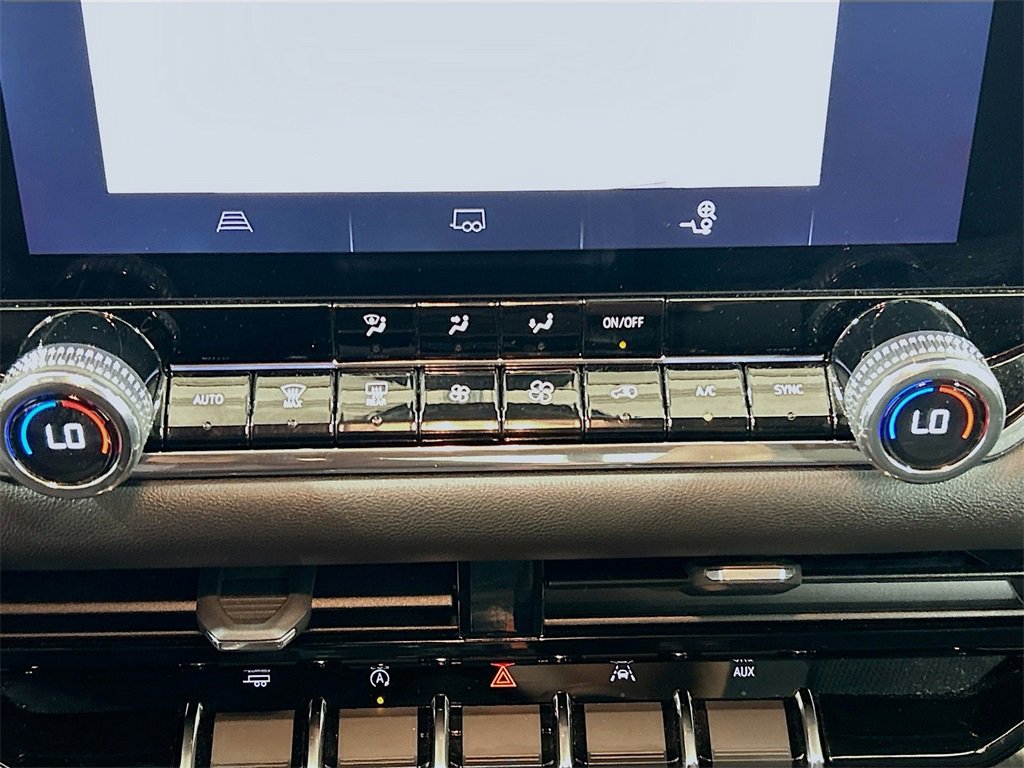 Used 2025 GMC Canyon Elevation w/ Convenience Package image 14