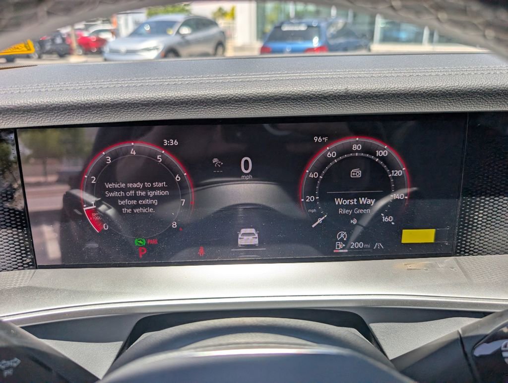 New 2025 Volkswagen Tiguan SE image 17