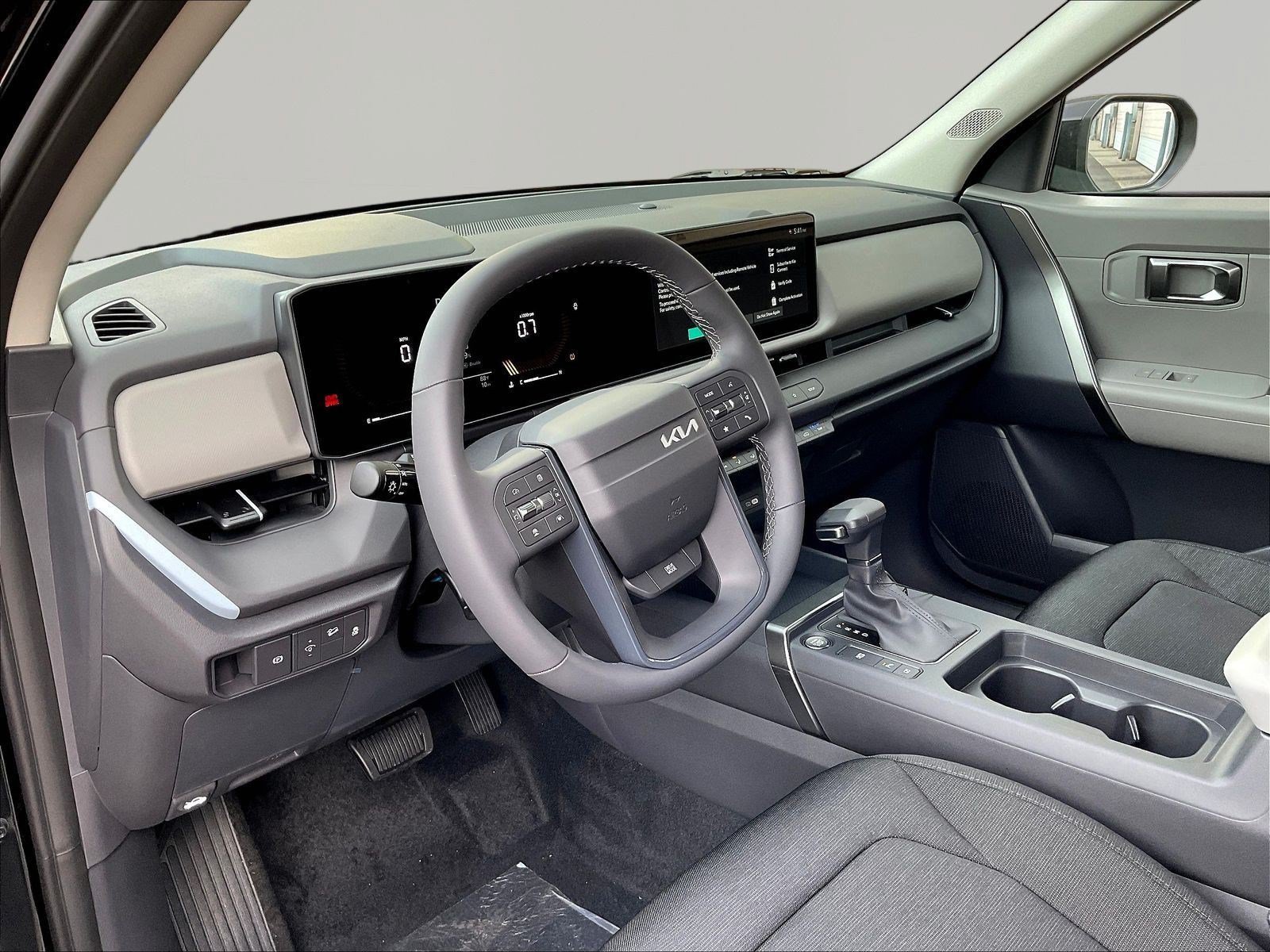 New 2027 Kia Seltos LX FWD image 16