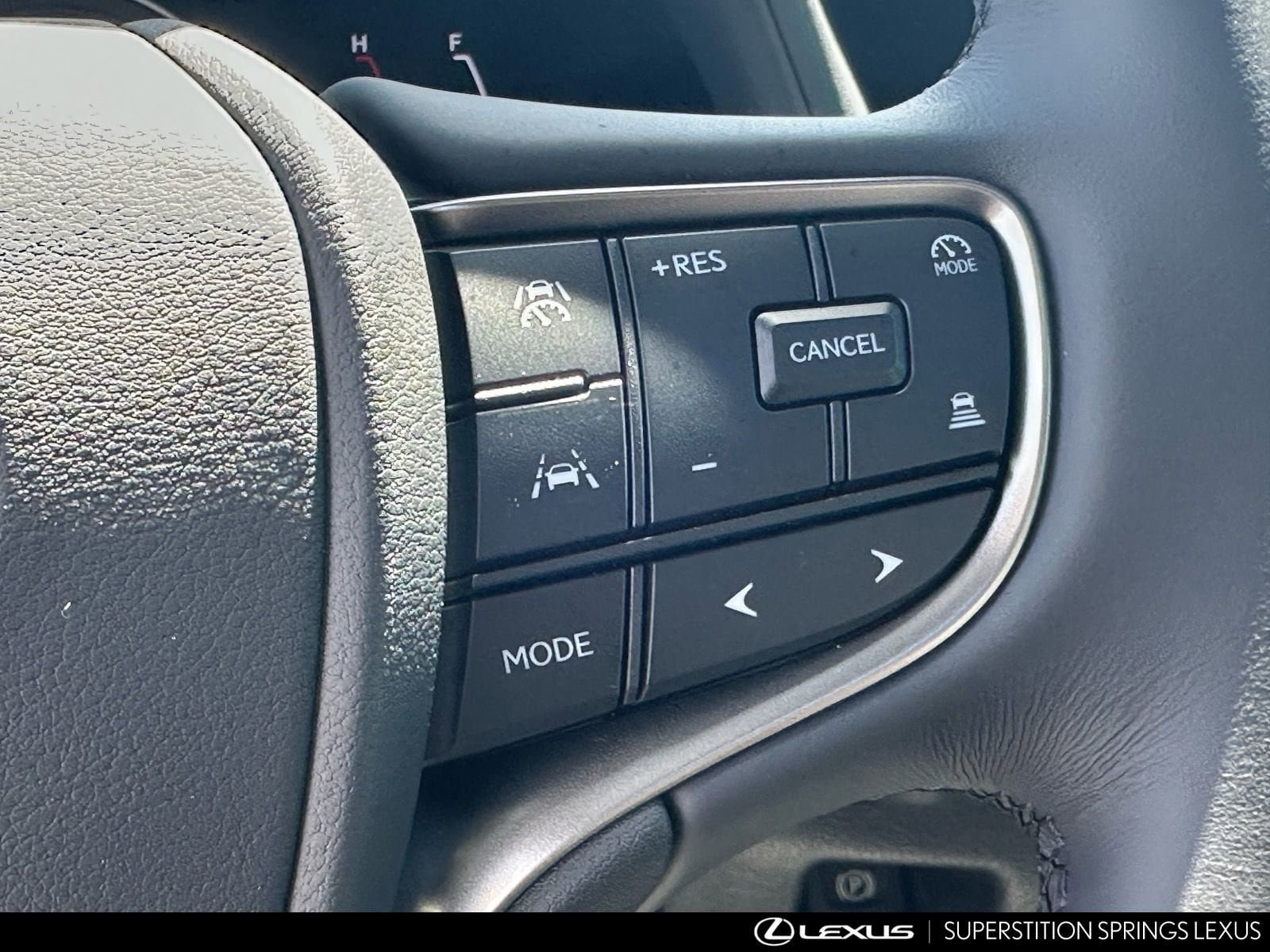 New 2026 Lexus UX 300h FWD image 15