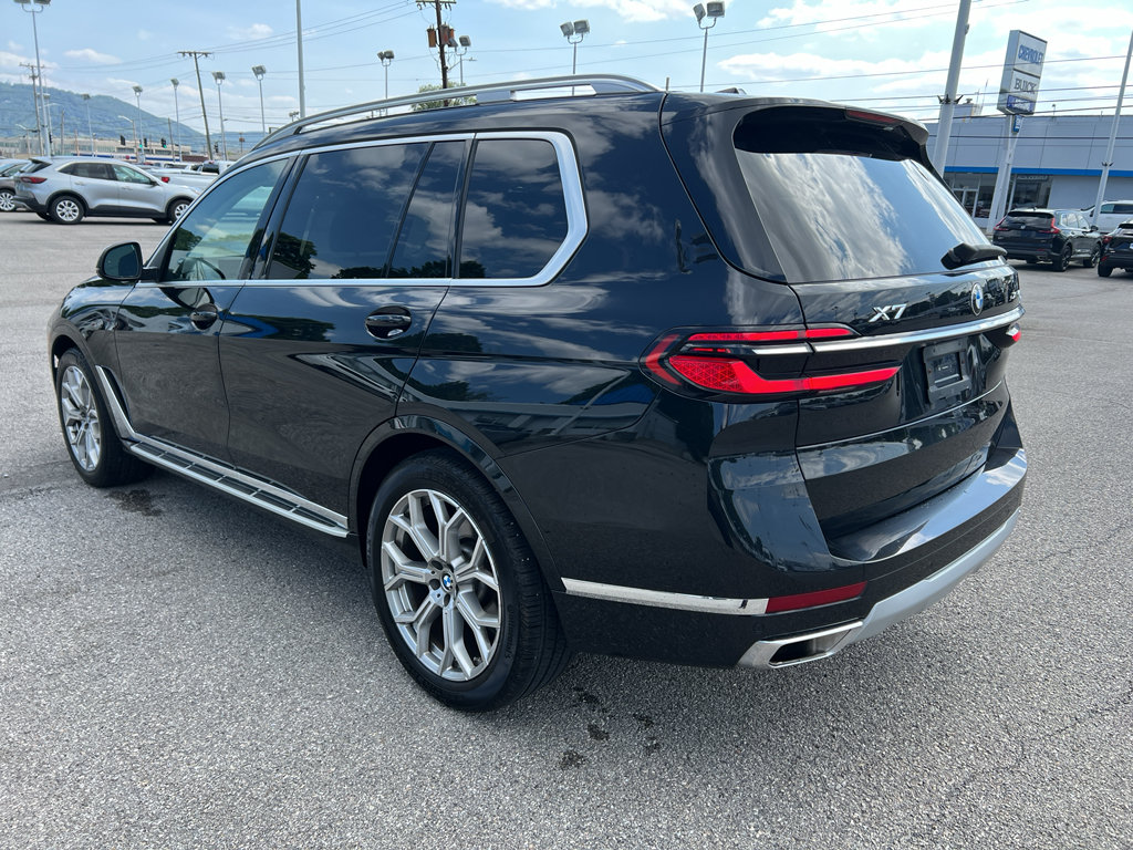 Used 2026 BMW X7 xDrive40i AWD/4WD image 7