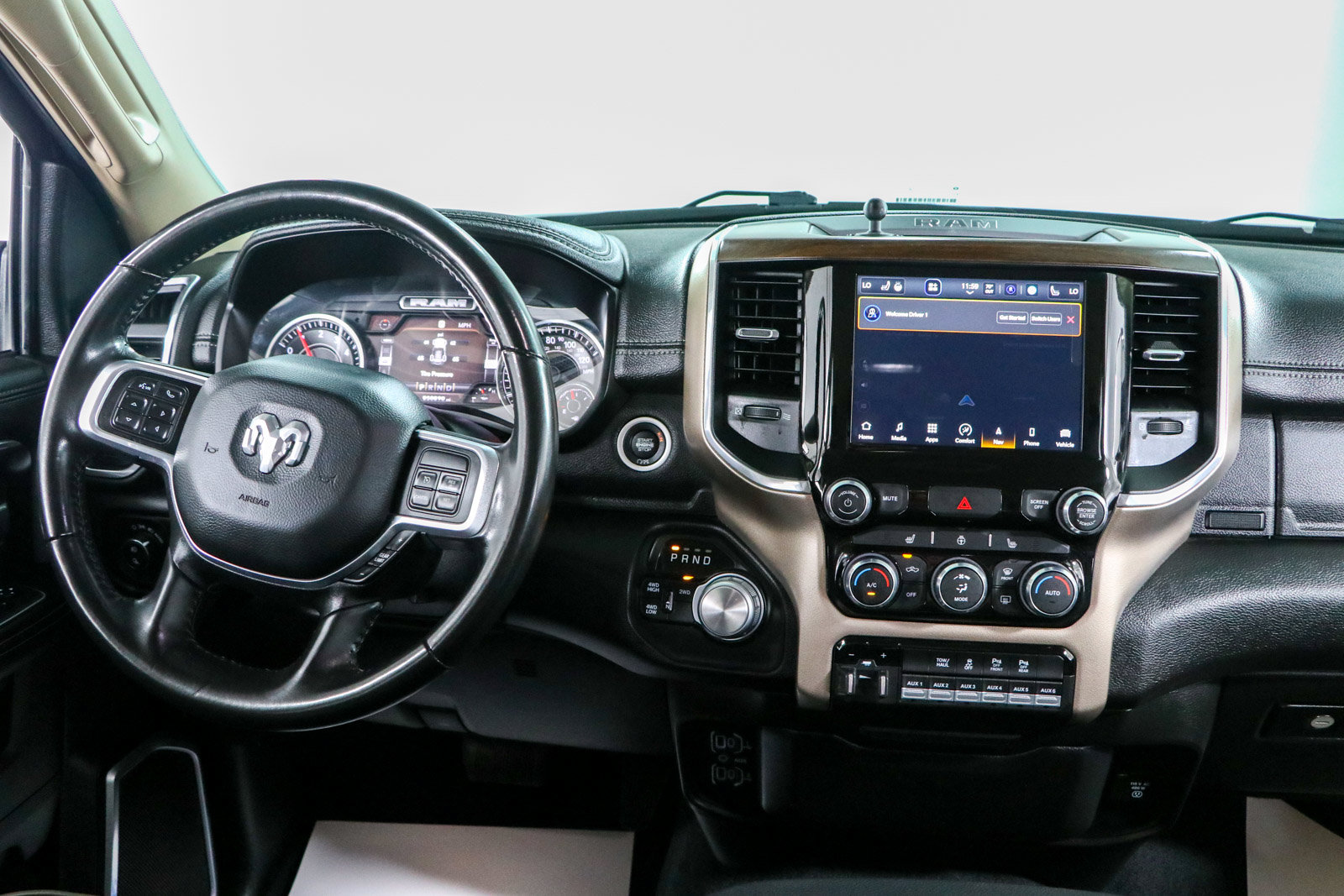 Used 2022 RAM 2500 Laramie w/ Protection Group AWD/4WD image 17