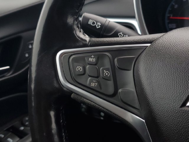 Used 2018 Chevrolet Equinox LT FWD image 22