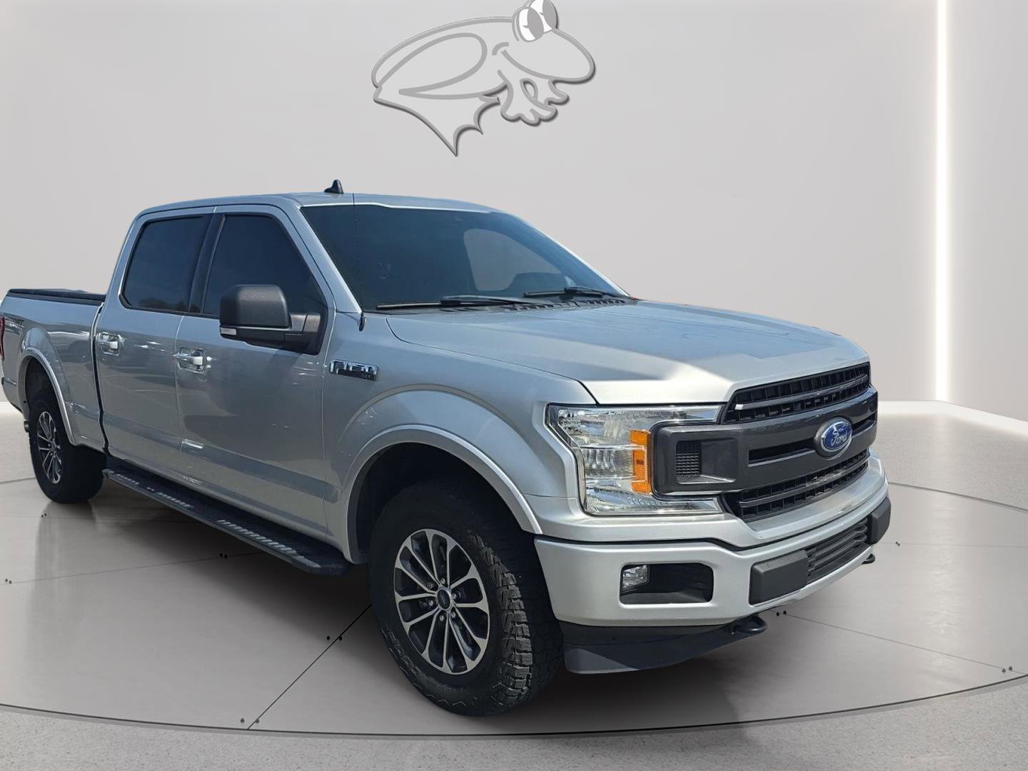 Used 2019 Ford F150 XLT w/ Equipment Group 302A Luxury image 2